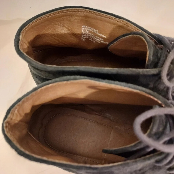 White Mountain "Seneca" Leather/Suede Navy Blue Bootie in Size 8.5 M - Picture 8 of 11